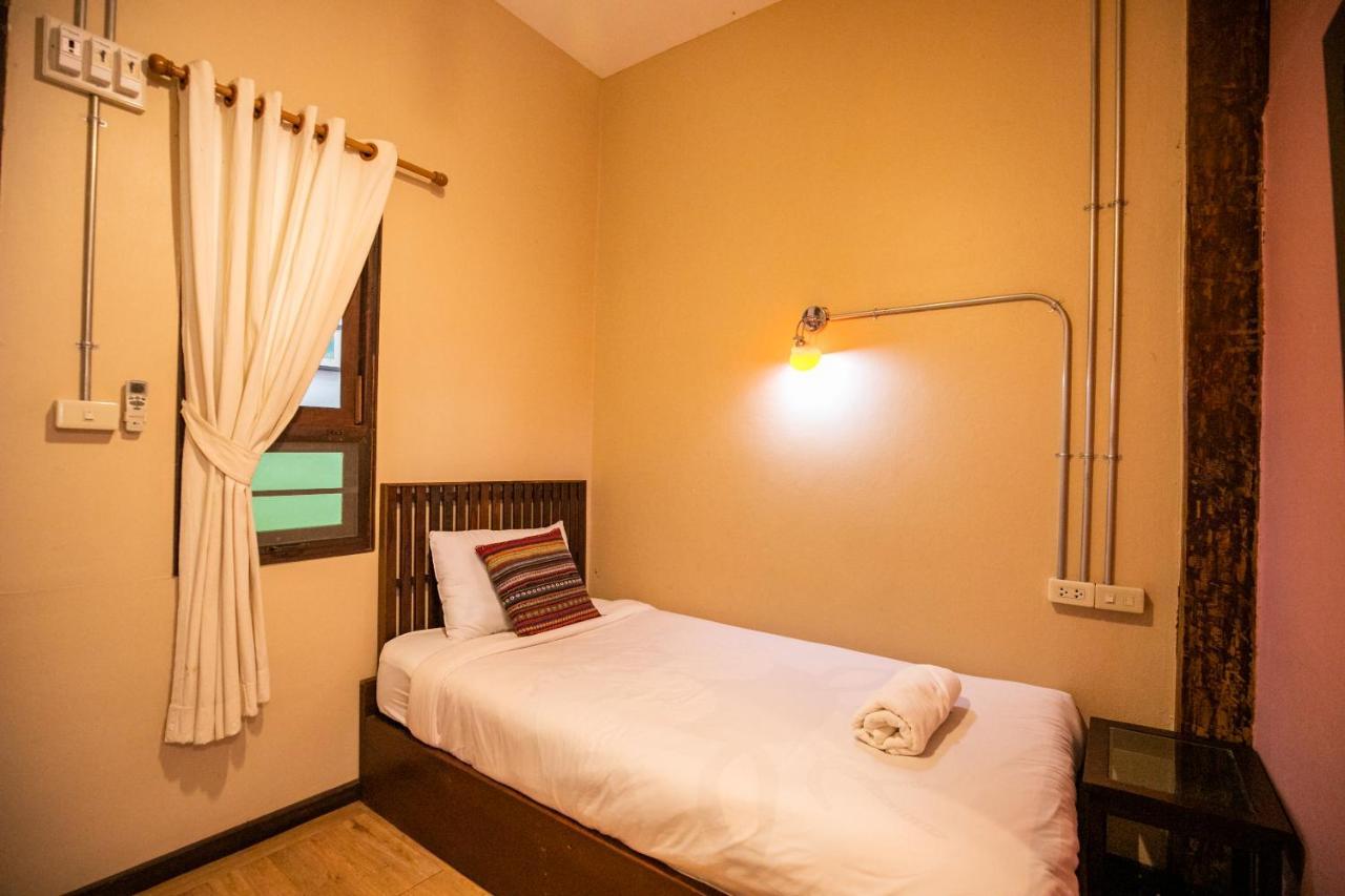 Micasa Hotel Csiangmaj Kültér fotó